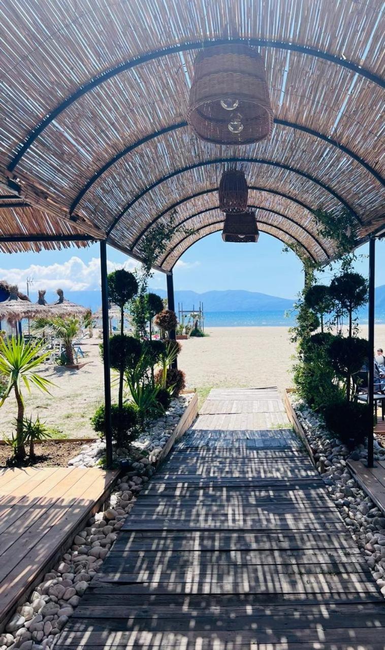 Soleil Apartment With Sunbed & Umbrella Vlorë Exterior foto